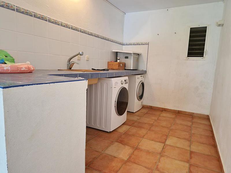 Maison - 279 m² - 7 pièces