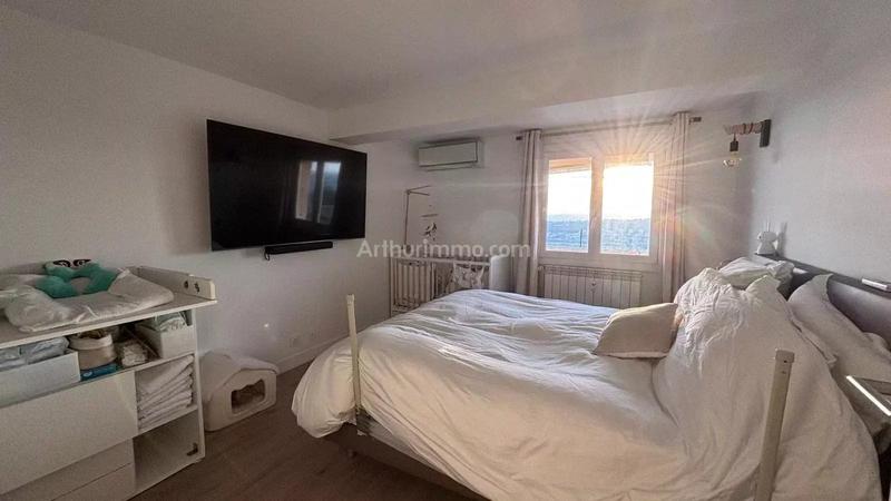 Appartement - 105 m² - 3 pièces