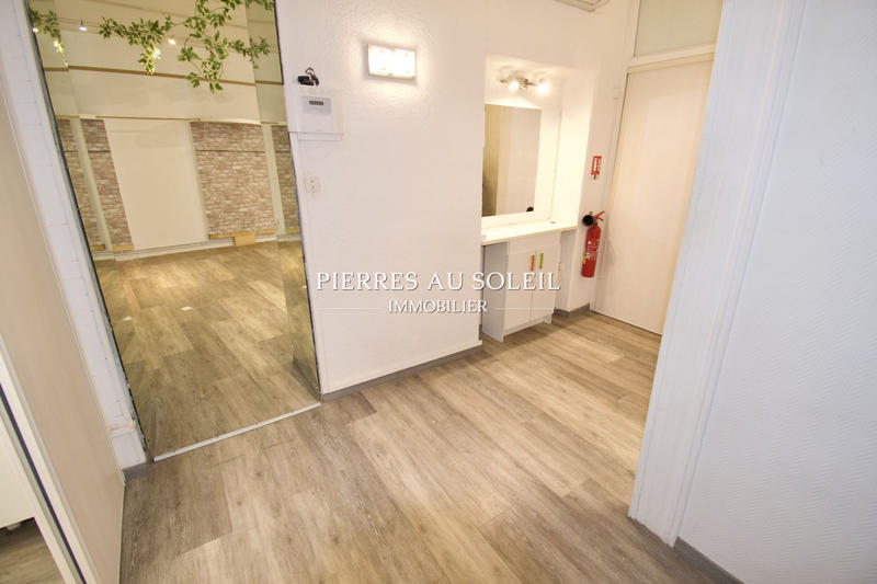 Local commercial - 83 m²