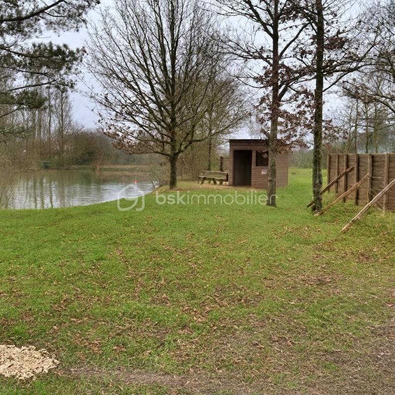 Terrain de loisirs - 10 885 m²