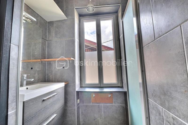 Maison de ville - 196 m² - 9 pièces