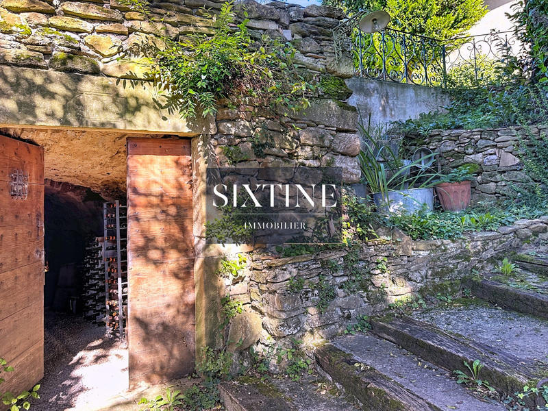 Maison ancienne - 219 m² - 7 pièces