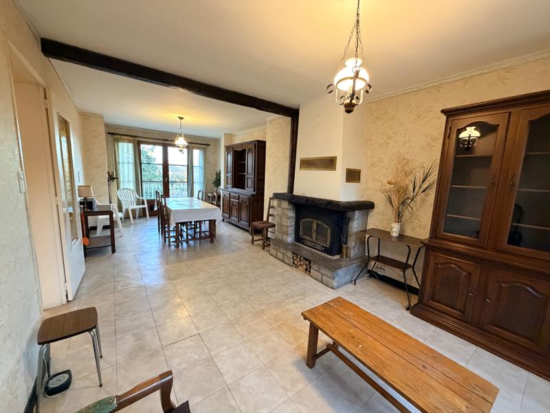 Maison - 111 m² - 6 pièces