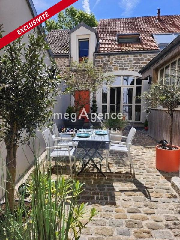 Maison en pierre - 190 m² - 9 pièces