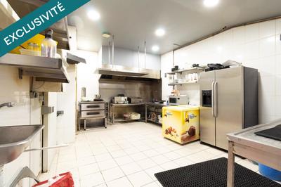 Local commercial - 151 m² - 3 pièces
