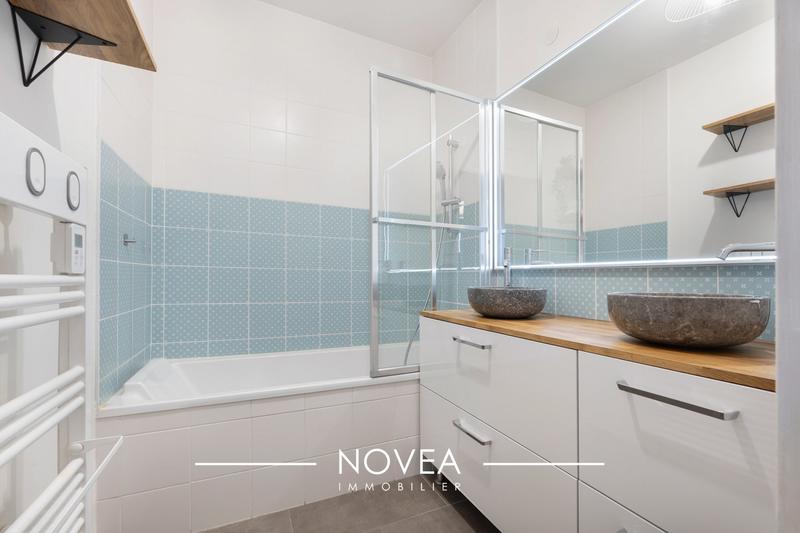 Appartement - 101 m² - 4 pièces