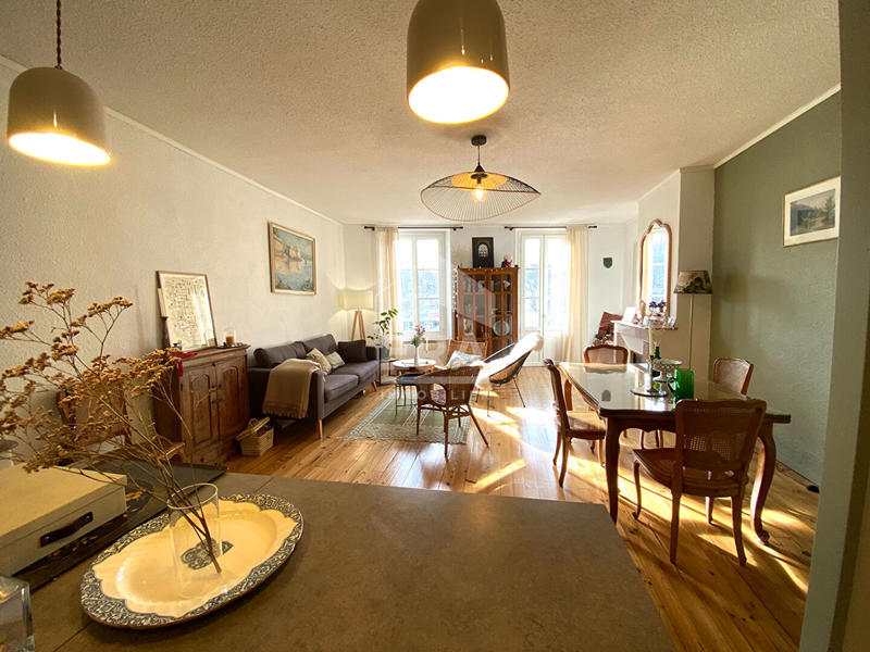 Appartement - 94 m² - 4 pièces