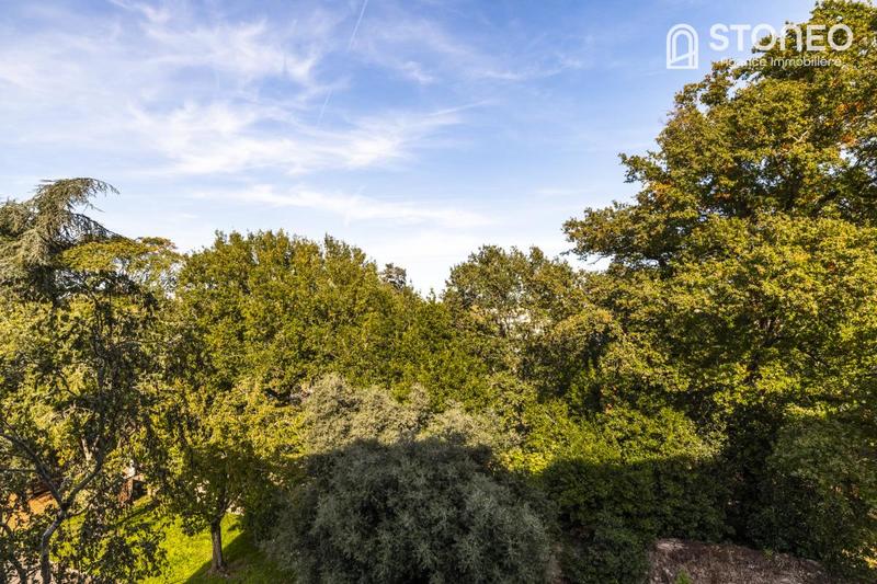 Appartement ancien - 80 m² - 4 pièces