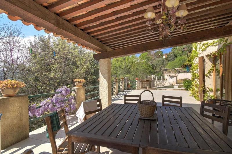 Maison - 188 m² - 6 pièces