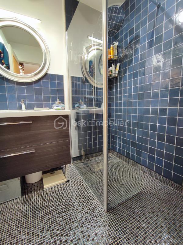 Maison - 96 m² - 6 pièces