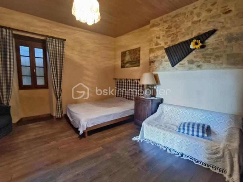 Maison traditionnelle - 114 m² - 4 pièces