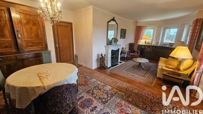 Maison de ville - 180 m² - 7 pièces