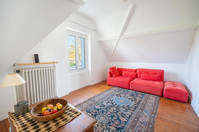 Maison - 180 m² - 7 pièces