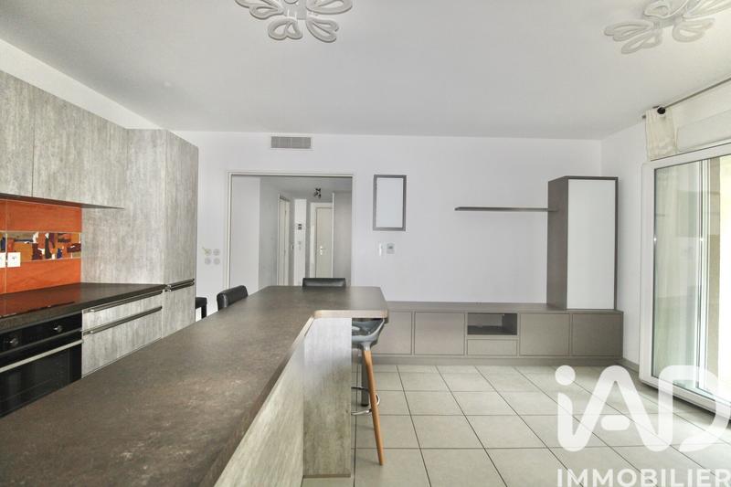 Appartement - 81 m² - 4 pièces