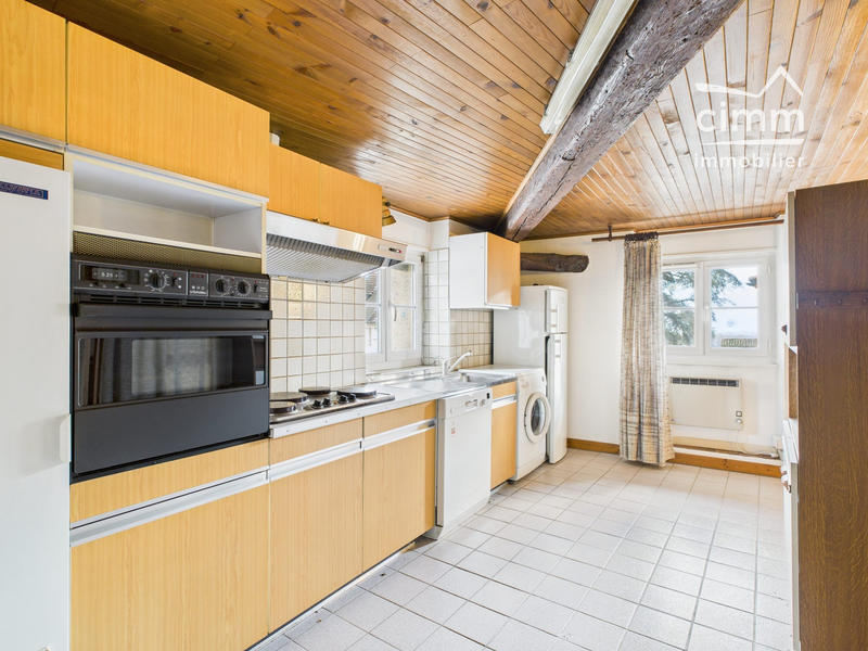 Appartement - 90 m² - 4 pièces