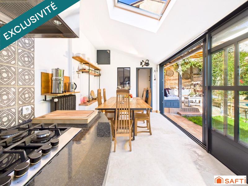 Maison - 195 m² - 6 pièces