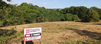 Terrain constructible - 2 740 m²