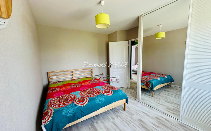 Maison - 200 m² - 8 pièces