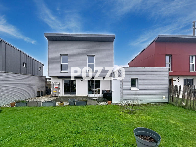 Maison - 88 m² - 4 pièces