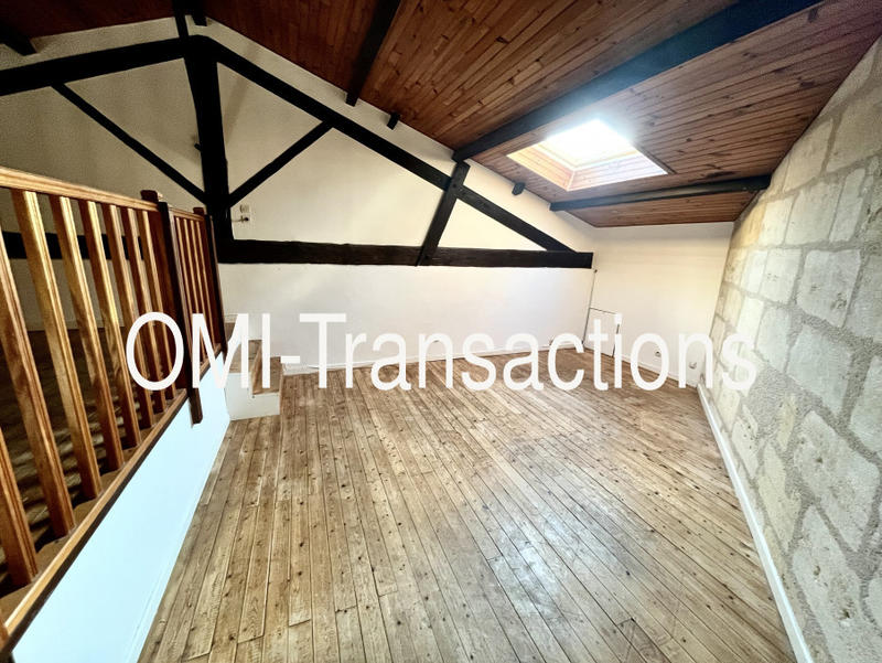 Maison en pierre - 76 m² - 3 pièces