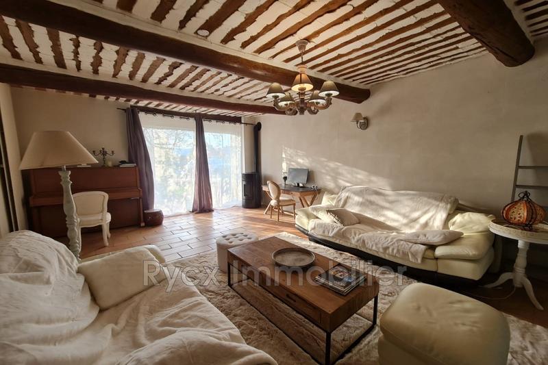 Maison - 285 m² - 9 pièces