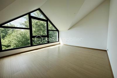 Maison - 144 m² - 7 pièces