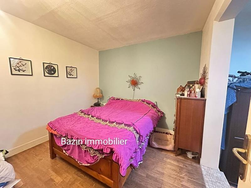 Maison traditionnelle - 82 m² - 4 pièces