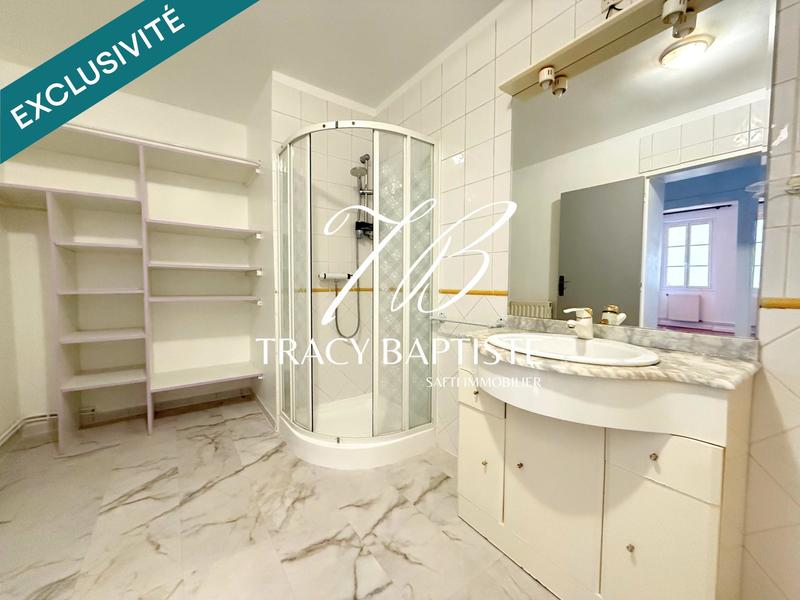 Maison - 170 m² - 7 pièces