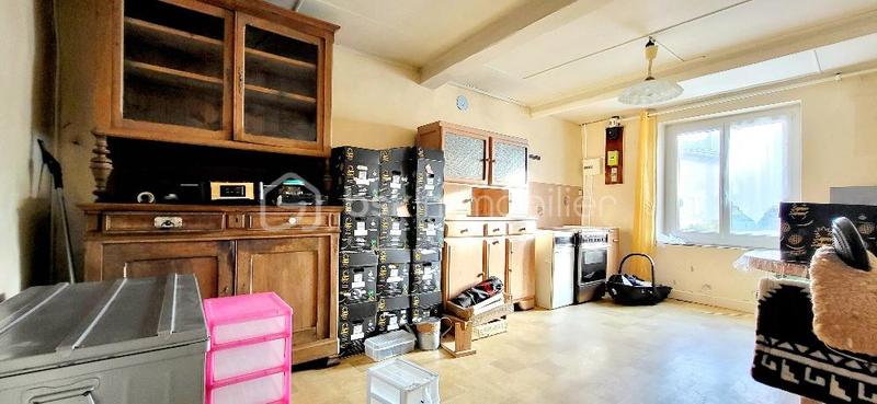 Maison - 192 m² - 9 pièces