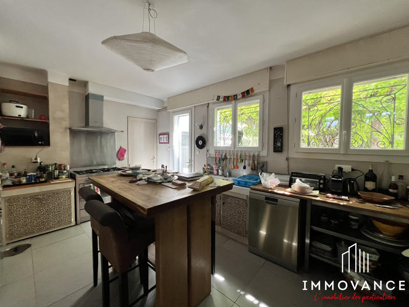 Maison - 179 m² - 7 pièces