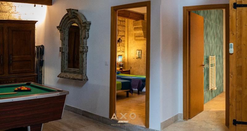 Haras - 260 m² - 6 pièces