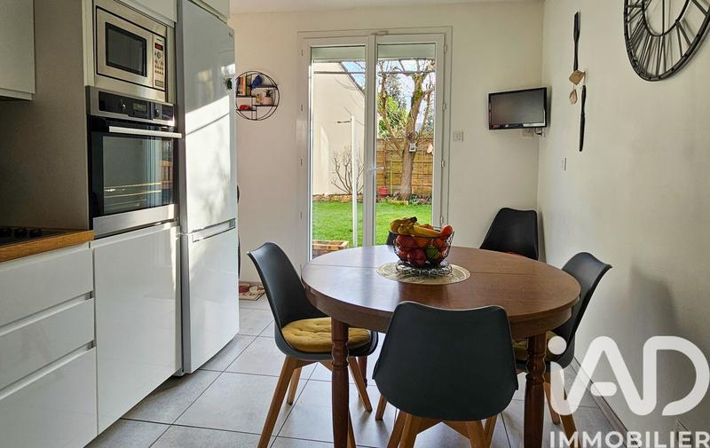 Maison - 96 m² - 6 pièces