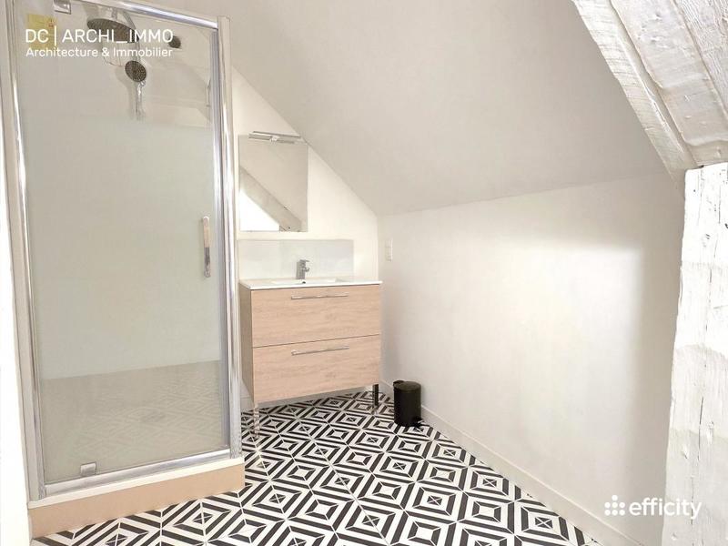 Appartement - 85 m² - 4 pièces