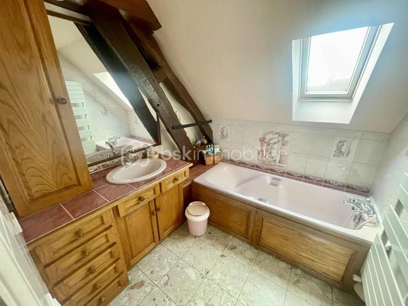 Maison - 181 m² - 6 pièces