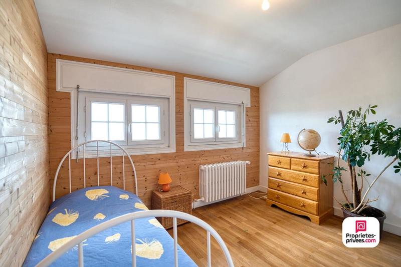 Maison - 231 m² - 8 pièces