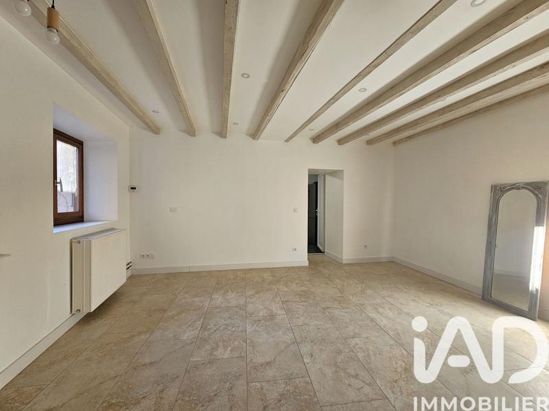 Maison - 111 m² - 6 pièces