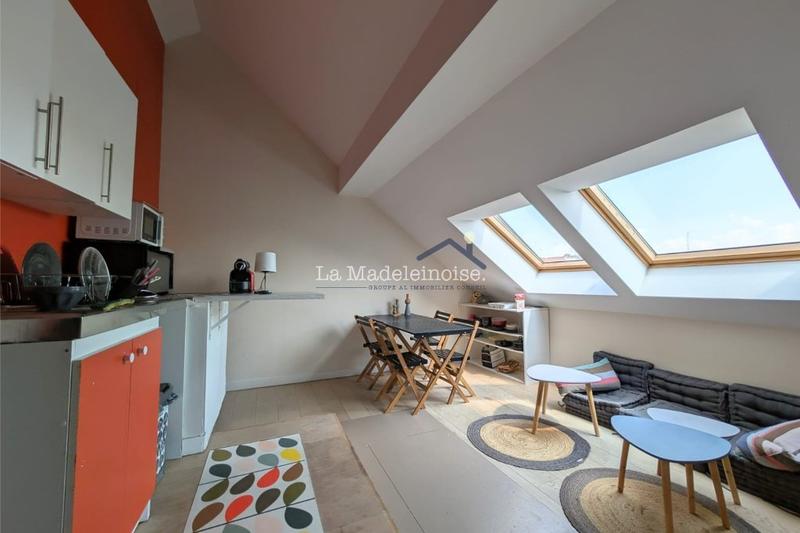 Maison - 181 m² - 6 pièces