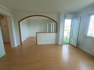 Appartement - 64 m² - 4 pièces