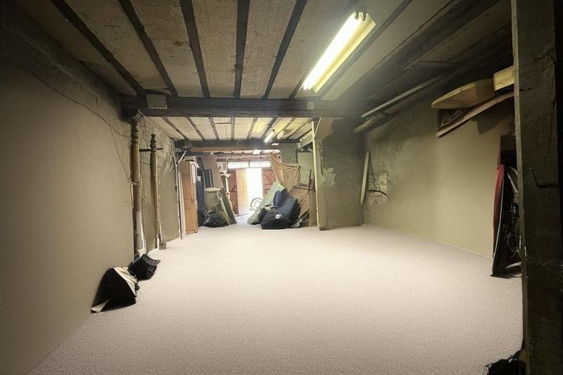 Parking / Garage - 56 m²