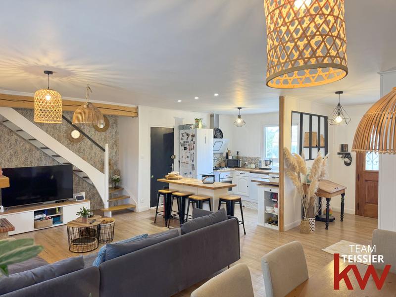 Maison - 130 m² - 5 pièces