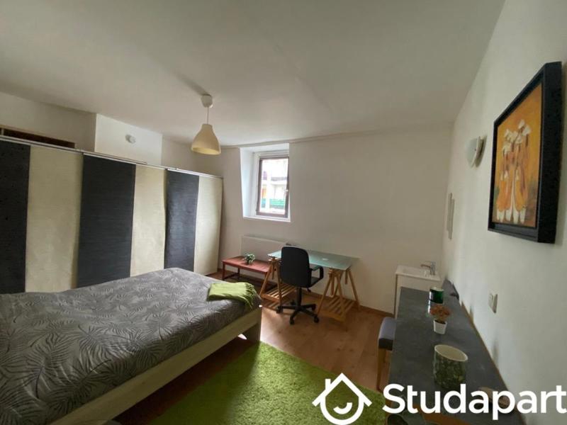 Chambre - 15 m² - 1 pièce