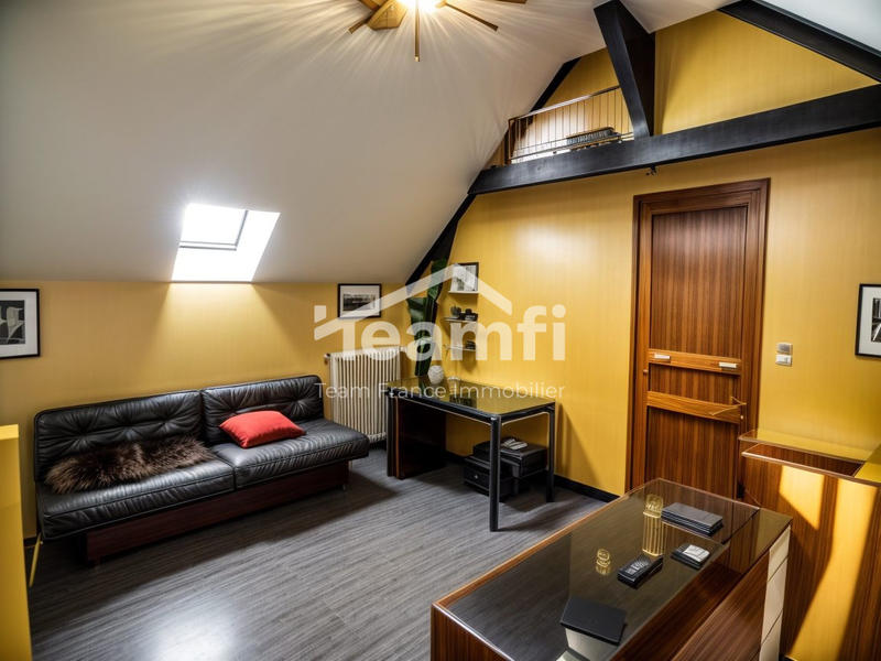 Maison - 161 m² - 5 pièces