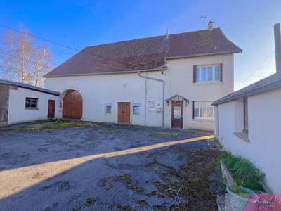 Maison de village - 94 m² - 5 pièces