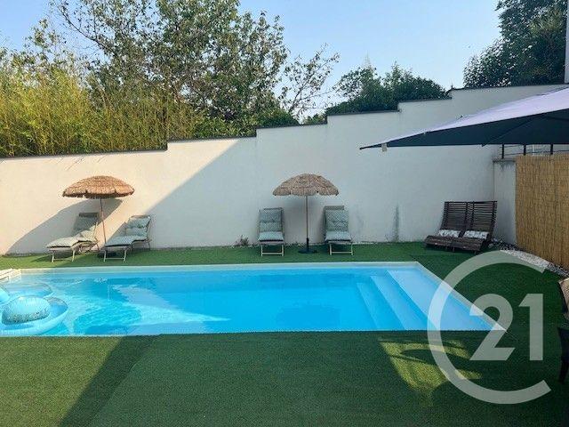 Maison - 304 m² - 7 pièces