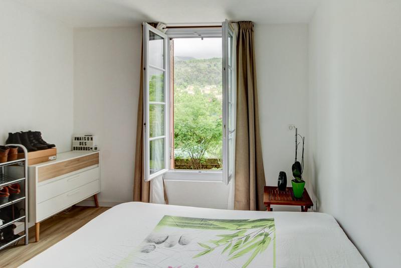 Appartement - 99 m² - 4 pièces