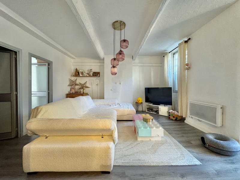 Appartement - 65 m² - 3 pièces