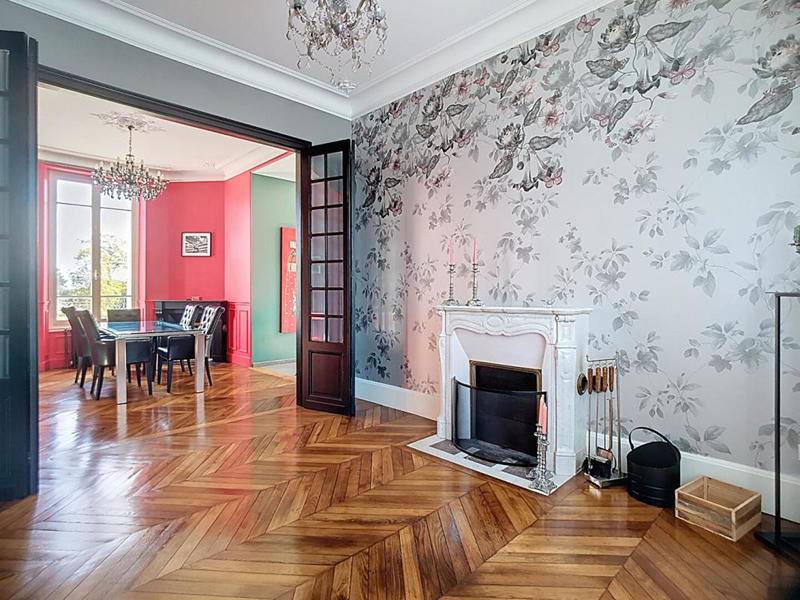 Propriété - 225 m² - 6 pièces