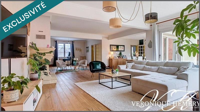 Maison - 245 m² - 6 pièces