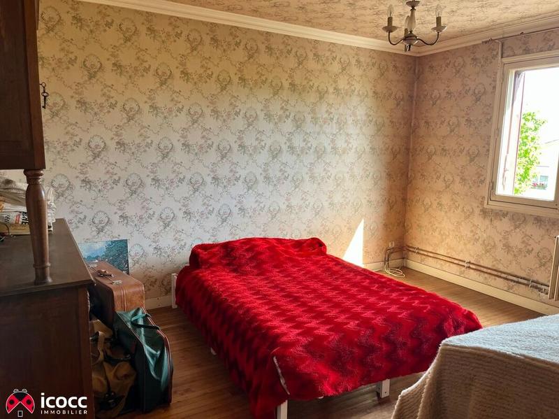 Maison - 180 m² - 8 pièces