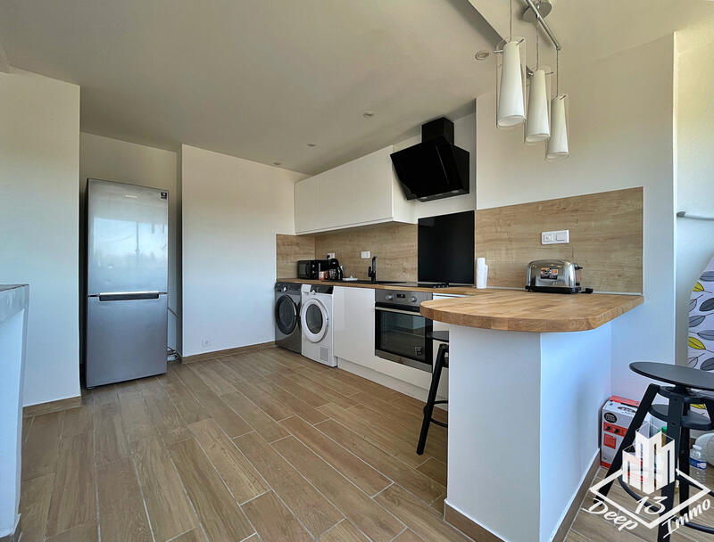 Appartement - 79 m² - 4 pièces